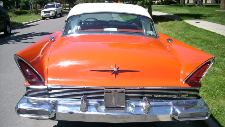 1957 Lincoln Premiere - Image 4 of 11