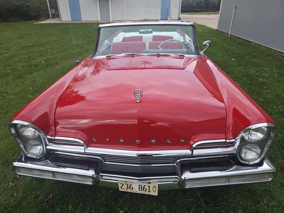 1957 Lincoln Premiere - Image 14 of 31