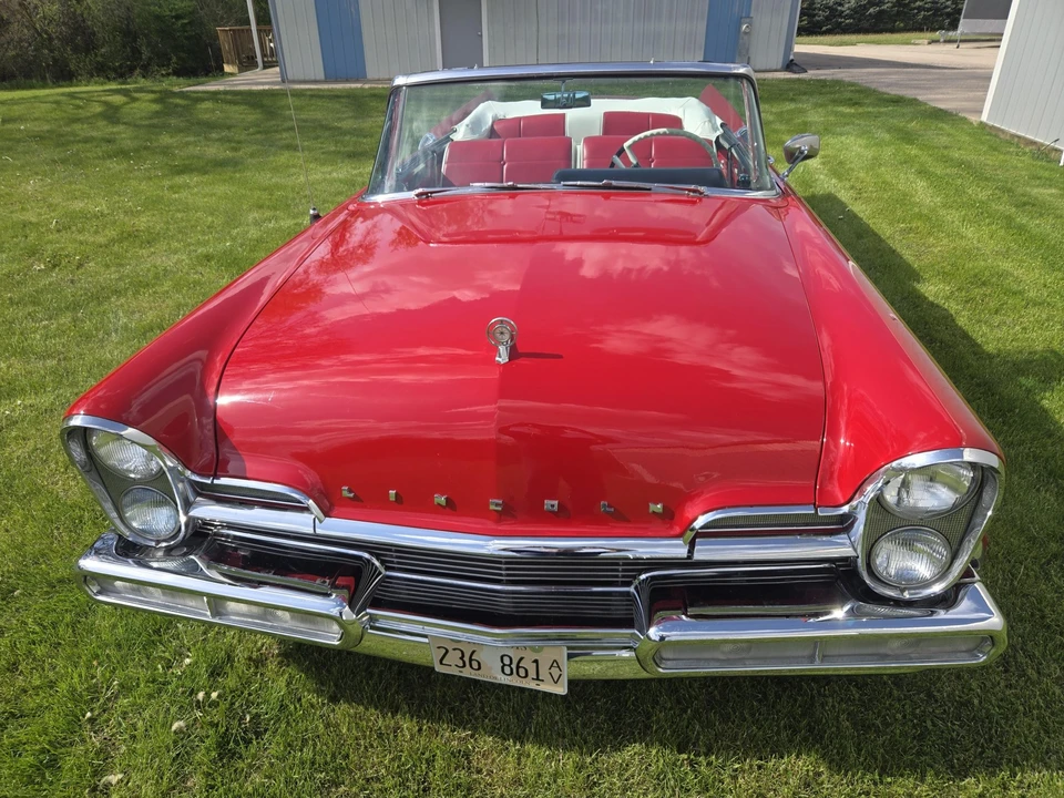 1957 Lincoln Premiere - Image 4 of 31