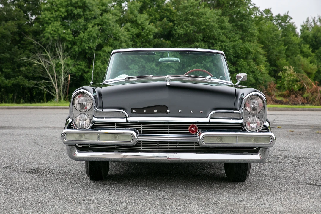 1957 Lincoln Premiere - Image 11 of 31