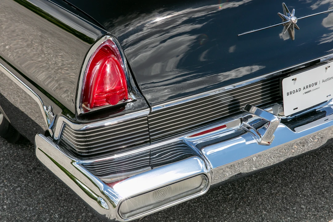 1957 Lincoln Premiere - Image 28 of 31