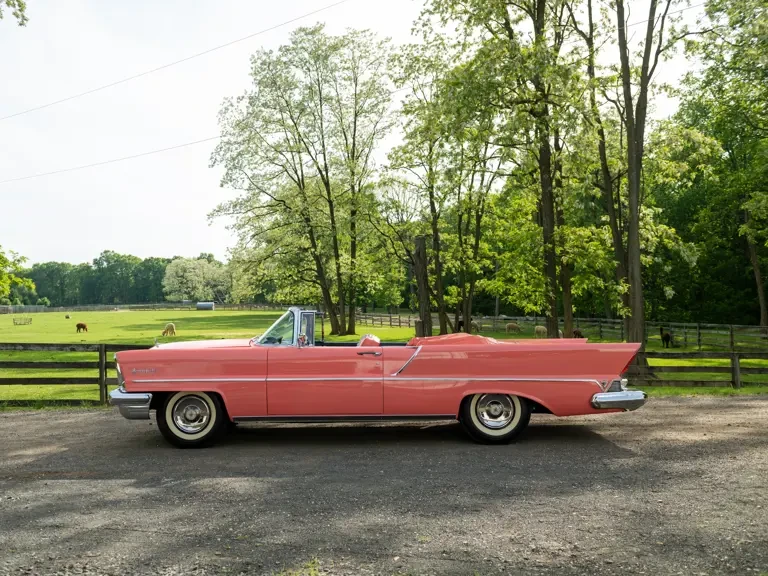 1957 Lincoln Premiere - Image 6 of 31