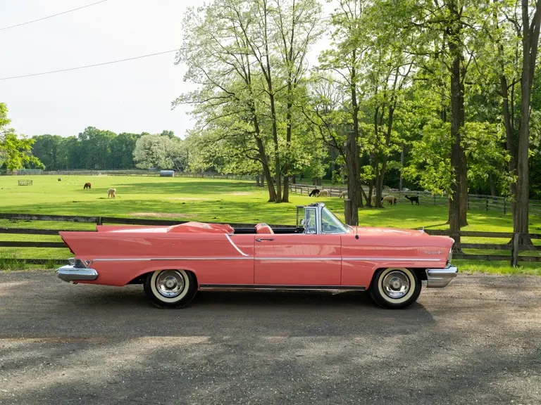 1957 Lincoln Premiere - Image 11 of 31