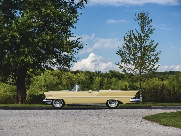 1957 Lincoln Premiere - Image 19 of 29