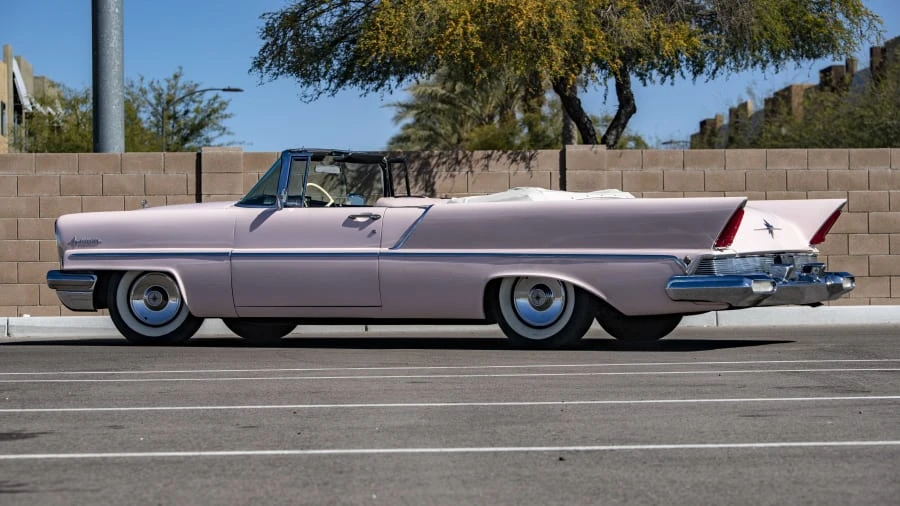 1957 Lincoln Premiere - Image 3 of 11