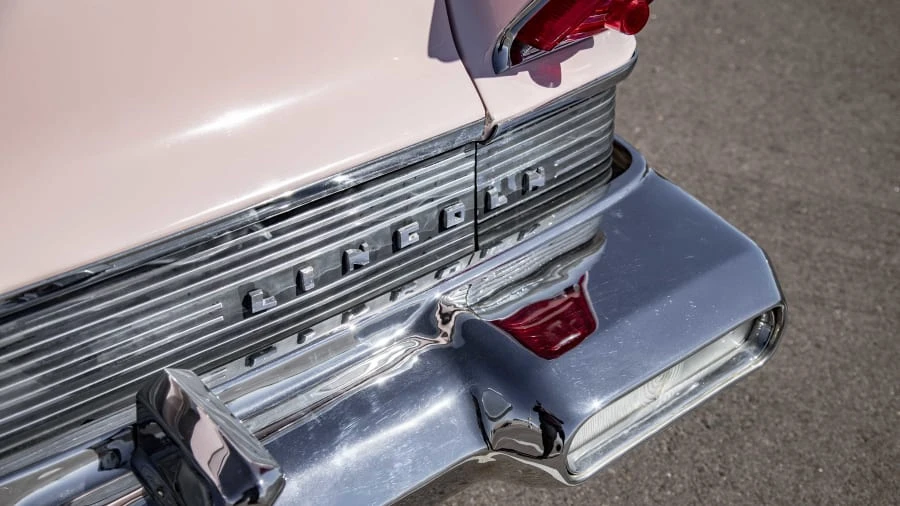 1957 Lincoln Premiere - Image 9 of 11