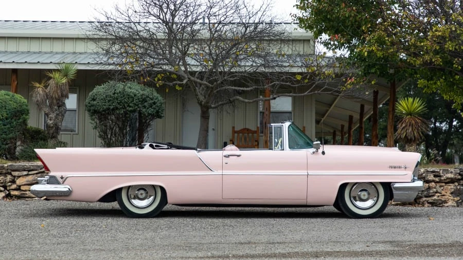 1957 Lincoln Premiere - Image 8 of 12