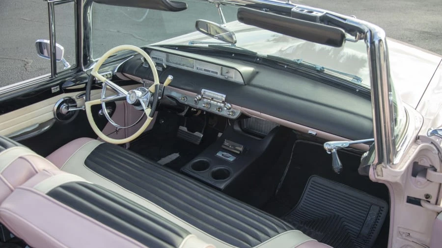 1957 Lincoln Premiere - Image 5 of 13