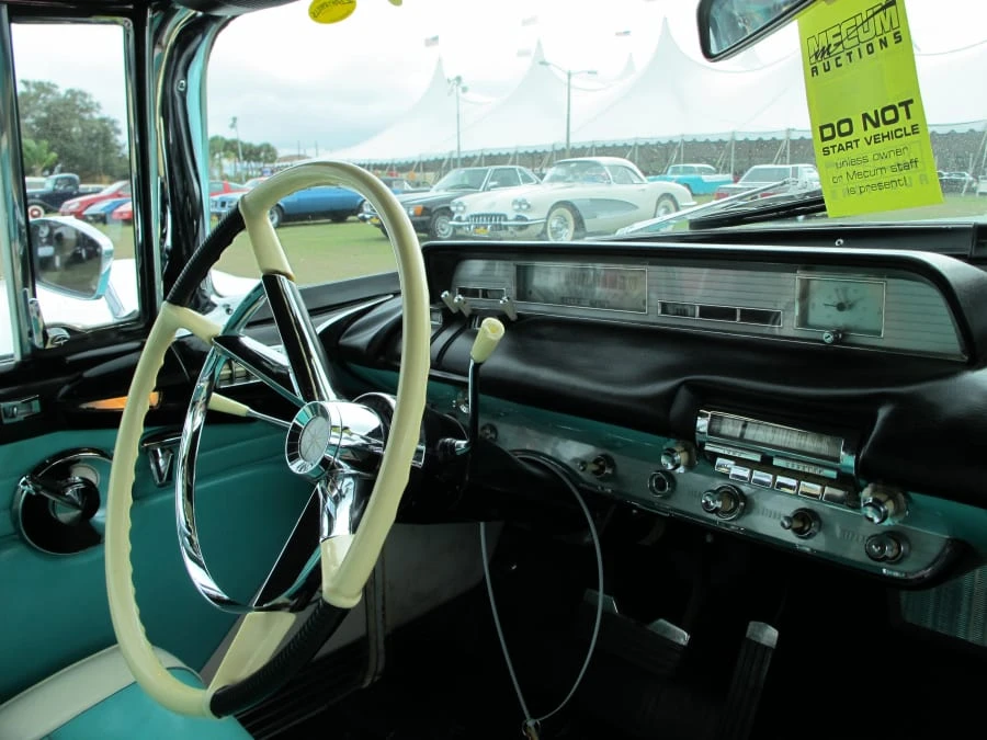 1957 Lincoln Premiere - Image 4 of 6