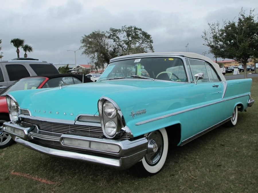 1957 Lincoln Premiere - Image 6 of 6