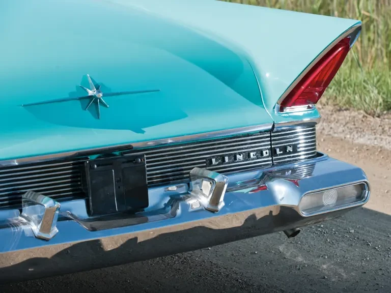 1957 Lincoln Premiere - Image 8 of 22