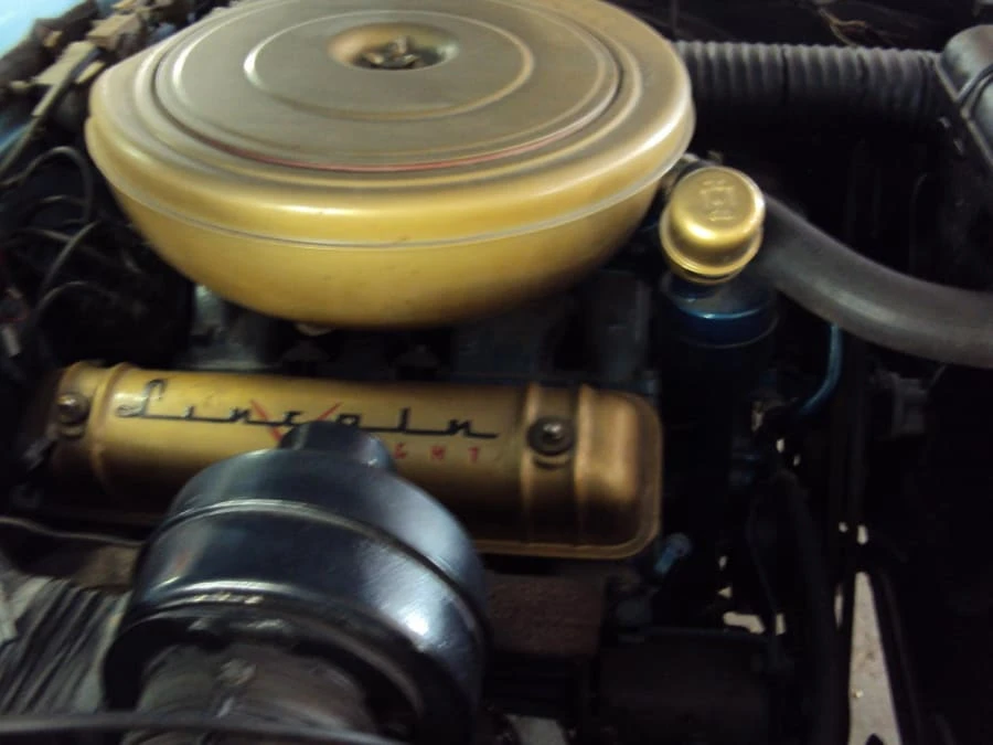 1957 Lincoln Premiere - Image 3 of 7