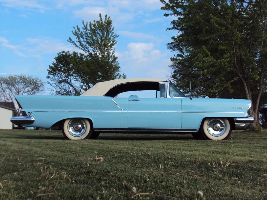 1957 Lincoln Premiere - Image 7 of 7