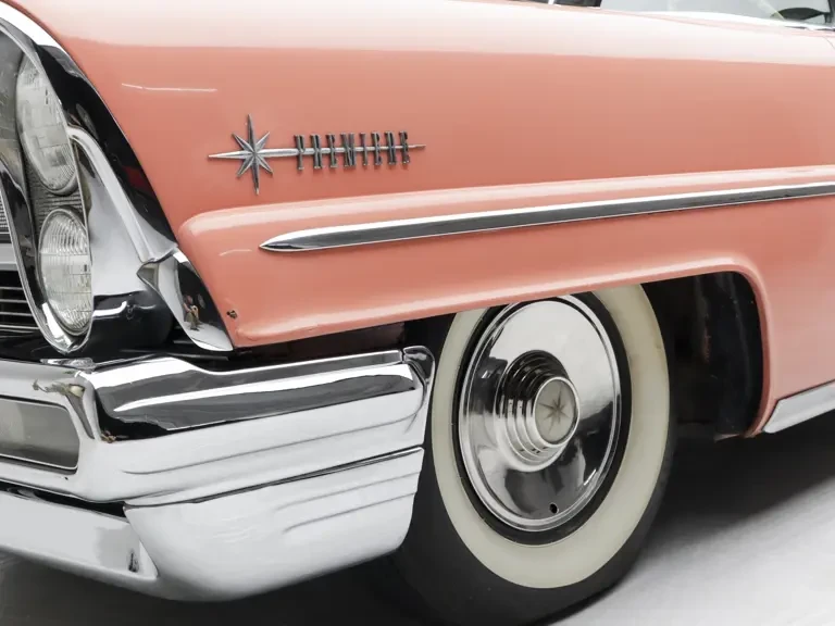 1957 Lincoln Premiere - Image 8 of 31