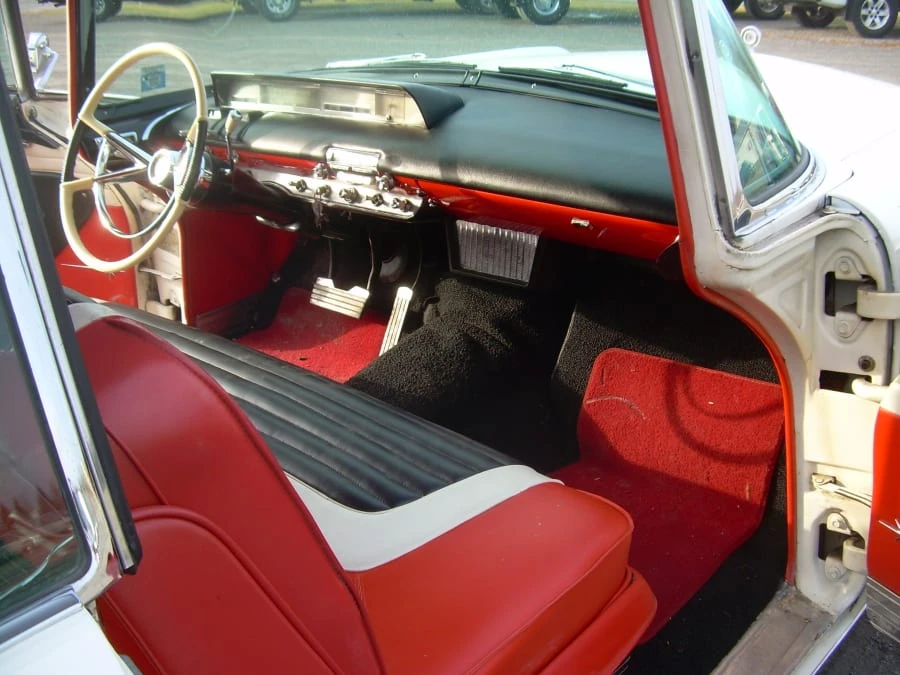 1957 Lincoln Premiere - Image 5 of 8