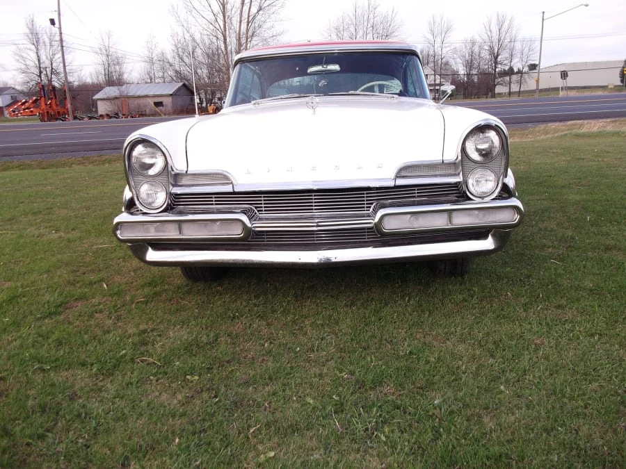 1957 Lincoln Premiere - Image 9 of 9