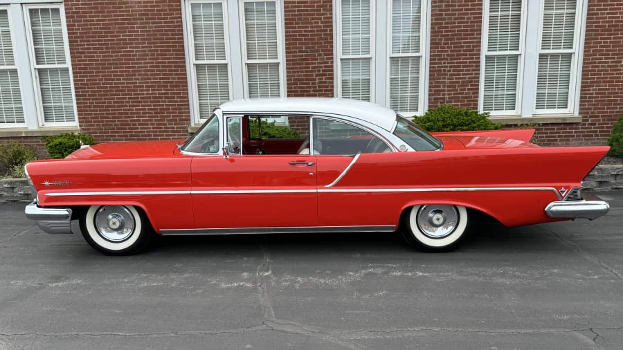 1957 Lincoln Premiere - Image 2 of 12