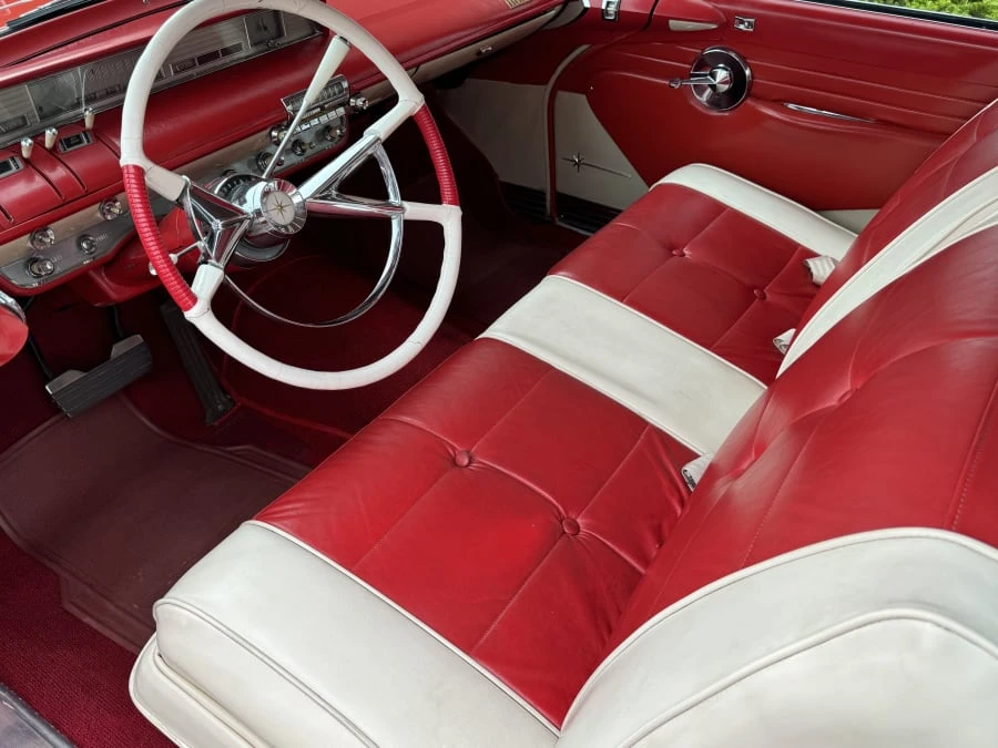 1957 Lincoln Premiere - Image 9 of 12