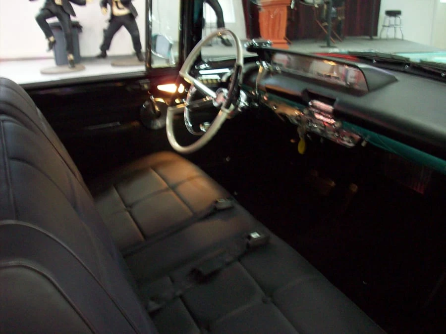 1957 Lincoln Premiere - Image 4 of 5