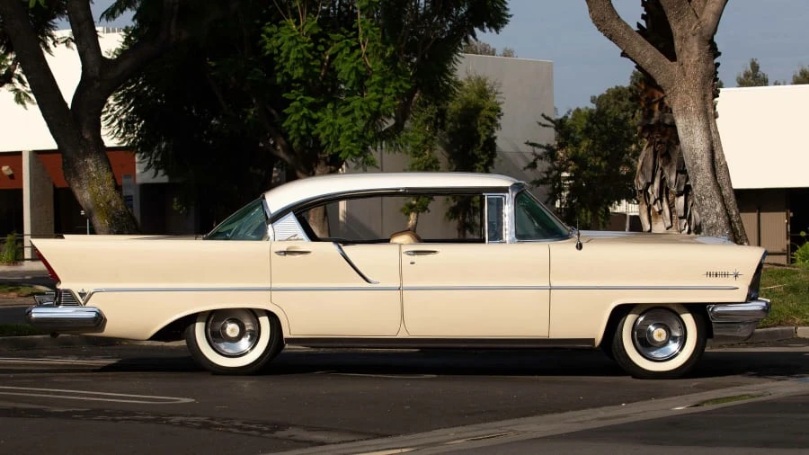 1957 Lincoln Premiere - Image 2 of 28