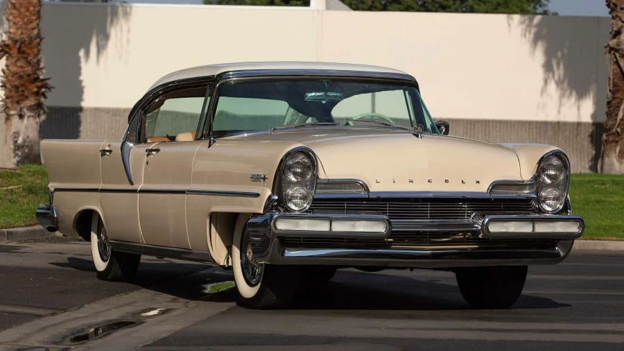 1957 Lincoln Premiere - Image 12 of 28