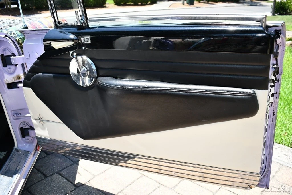 1957 Lincoln Premiere - Image 19 of 21