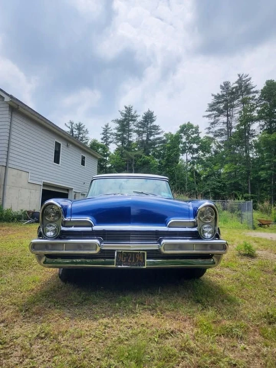 1957 Lincoln Premiere - Image 2 of 21