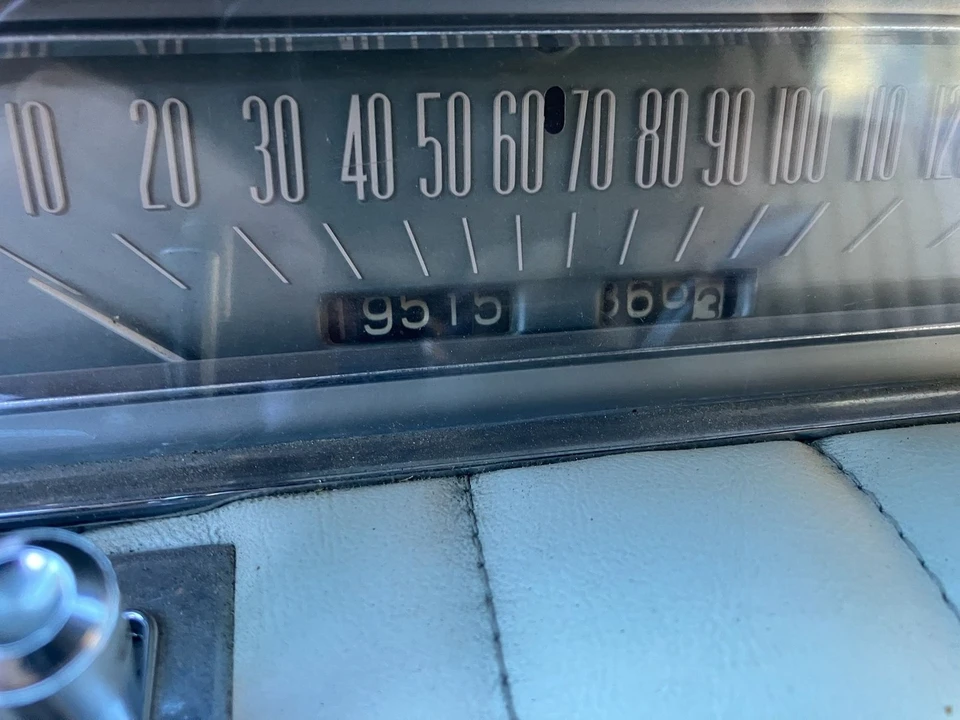 1957 Lincoln Premiere - Image 11 of 21