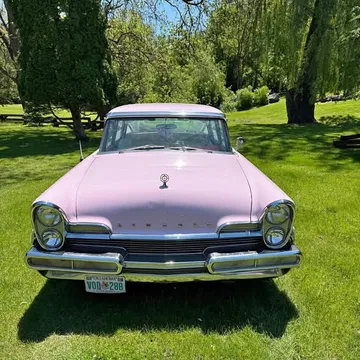 1957 Lincoln Premiere