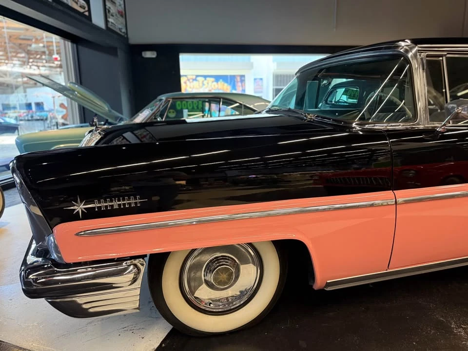 1957 Lincoln Premiere - Image 12 of 20