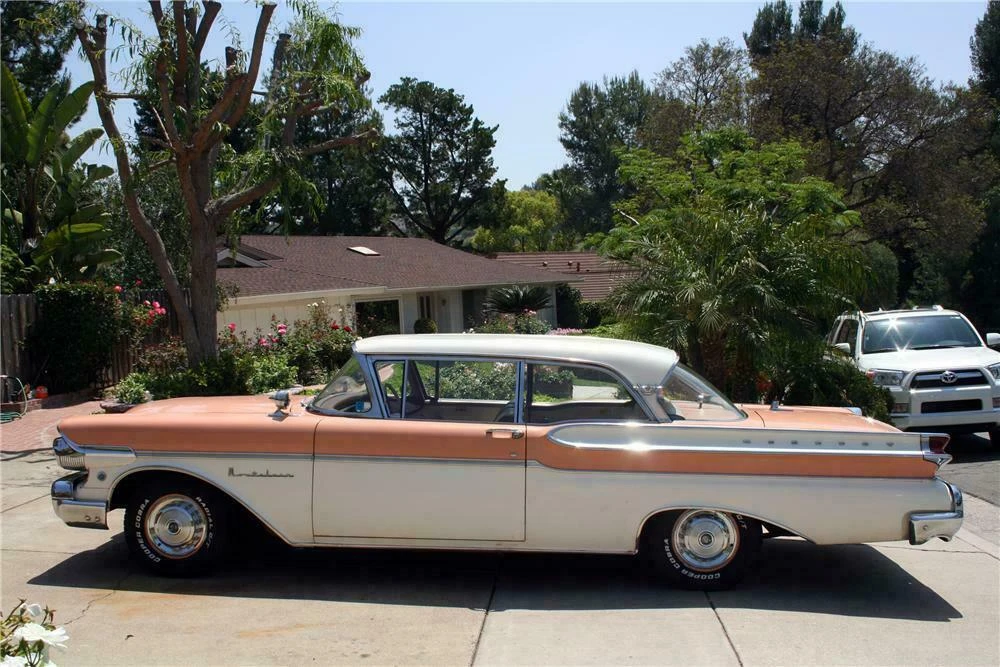 1957 Mercury Montclair - Image 5 of 5