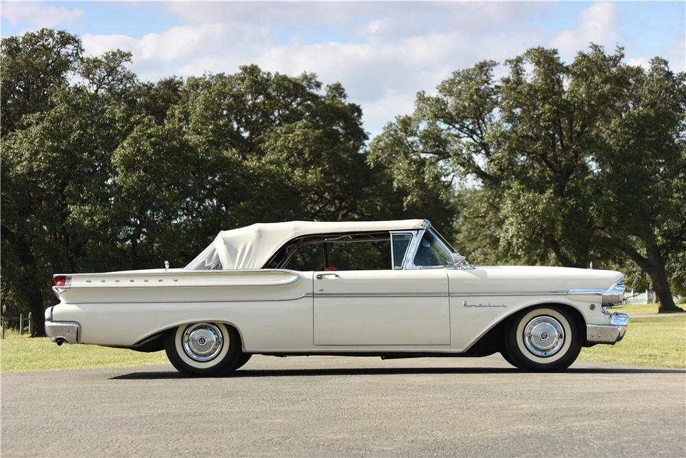 1957 Mercury Montclair - Image 5 of 5