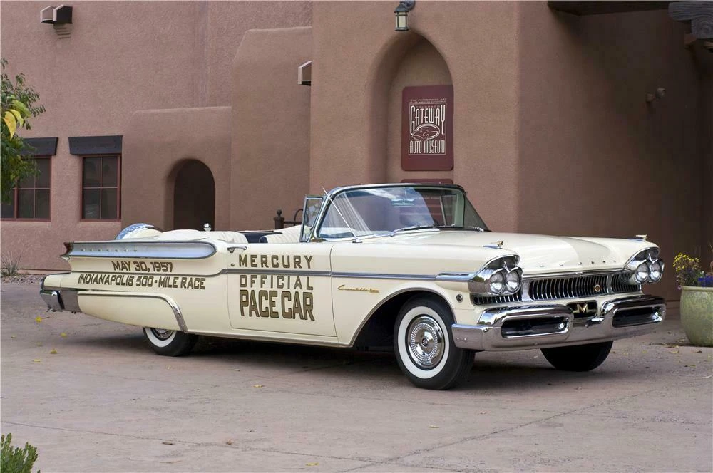 1957 Mercury Montclair - Image 5 of 5