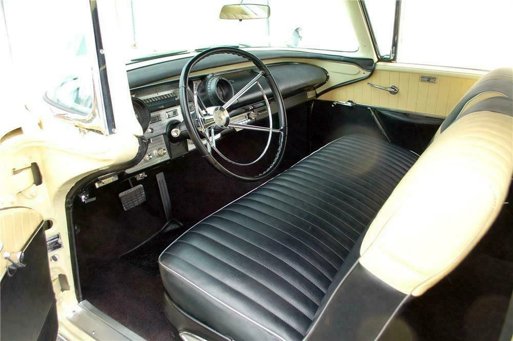 1957 Mercury Montclair - Image 4 of 5