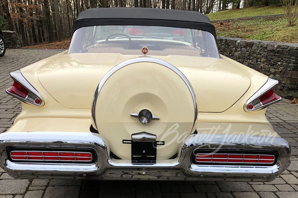 1957 Mercury Montclair - Image 12 of 16