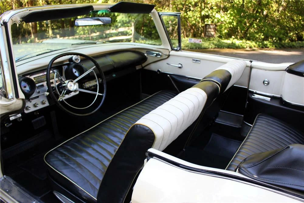 1957 Mercury Montclair - Image 4 of 6