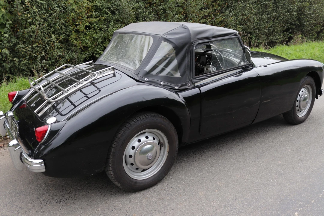 1957 MG MGA 1500 - Image 3 of 4