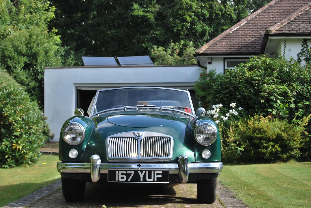 1957 MG MGA 1500 - Image 2 of 9