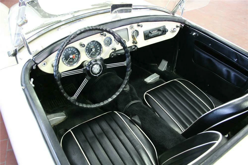 1957 MG MGA 1500 - Image 3 of 5
