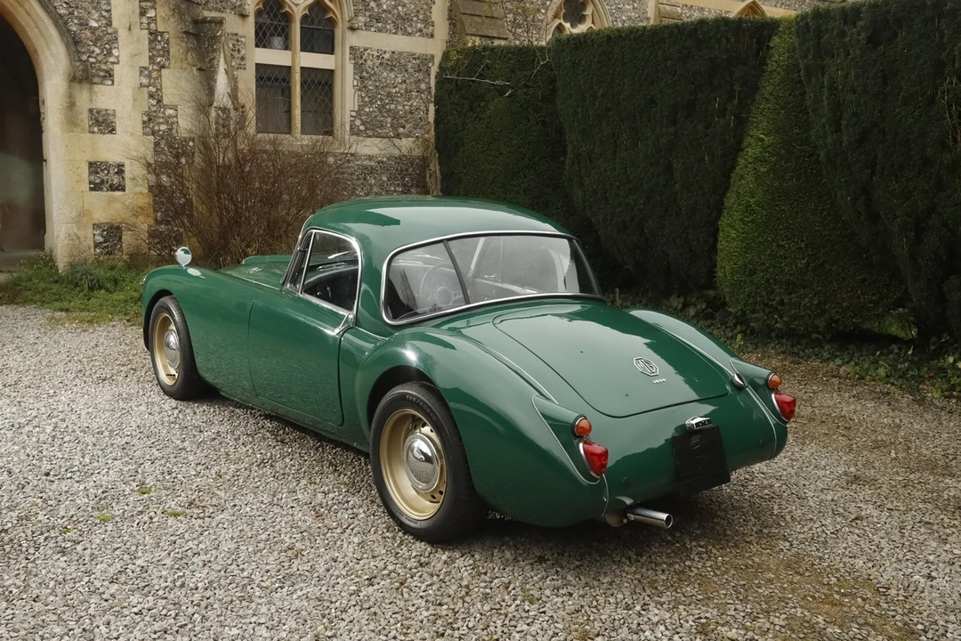 1957 MG MGA 1500 - Image 14 of 30