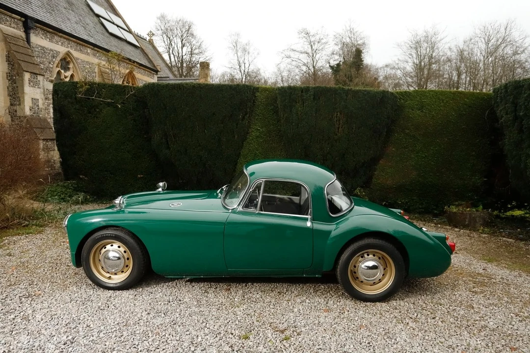 1957 MG MGA 1500 - Image 10 of 30