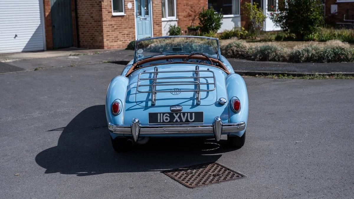 1957 MG MGA 1500 - Image 14 of 30