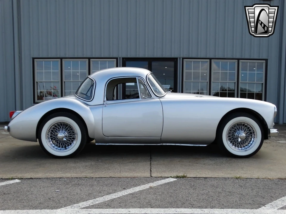 1957 MG MGA 1500 - Image 10 of 12