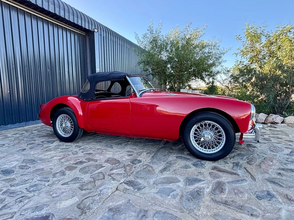 1957 MG MGA 1500 - Image 12 of 31