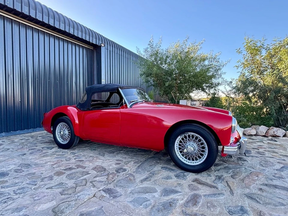 1957 MG MGA 1500 - Image 14 of 31