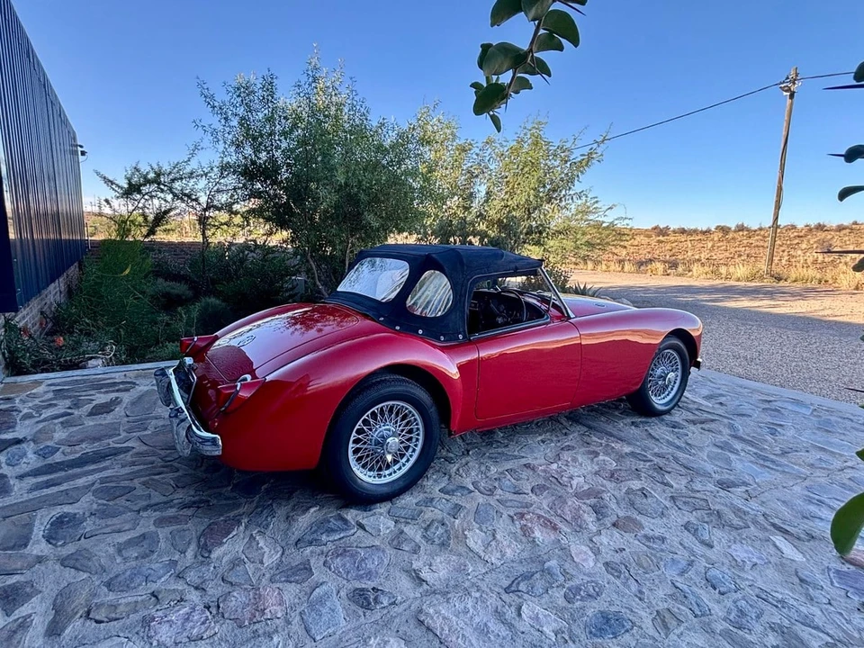 1957 MG MGA 1500 - Image 16 of 31