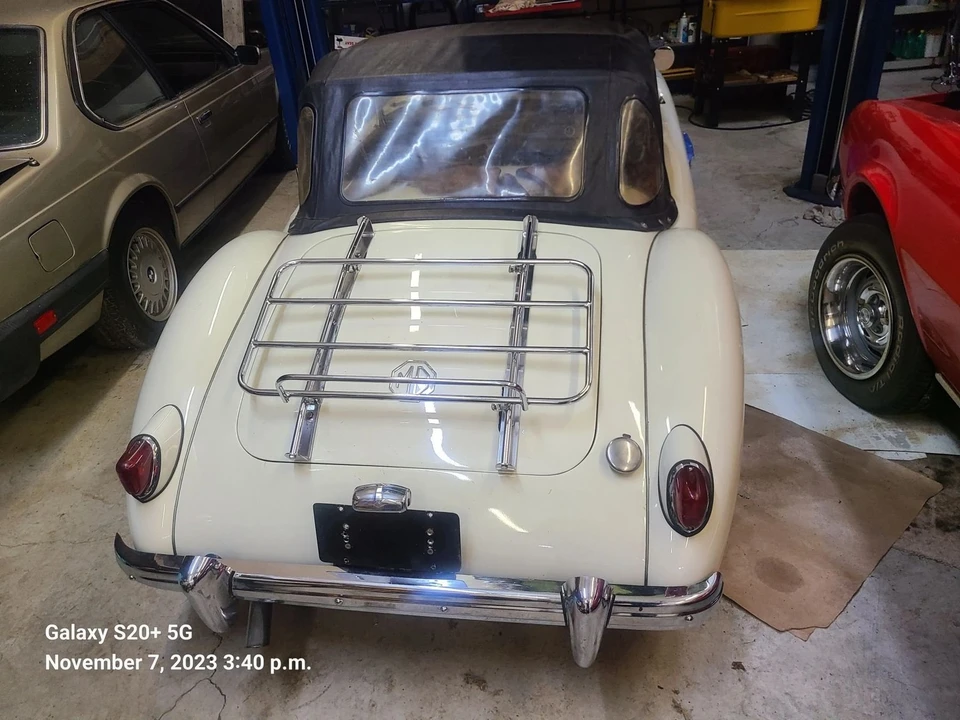 1957 MG MGA 1500 - Image 3 of 8