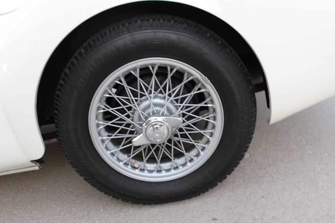1957 MG MGA 1500 - Image 12 of 31