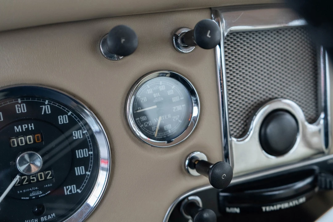 1957 MG MGA 1500 - Image 14 of 21