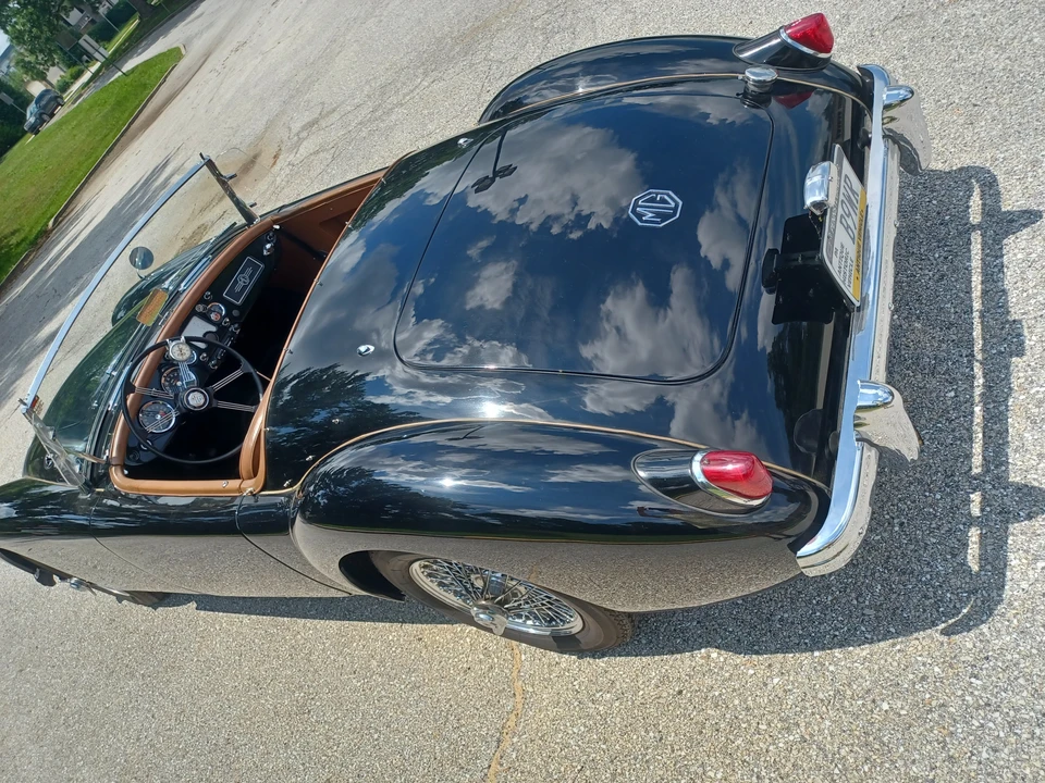 1957 MG MGA 1500 - Image 14 of 31